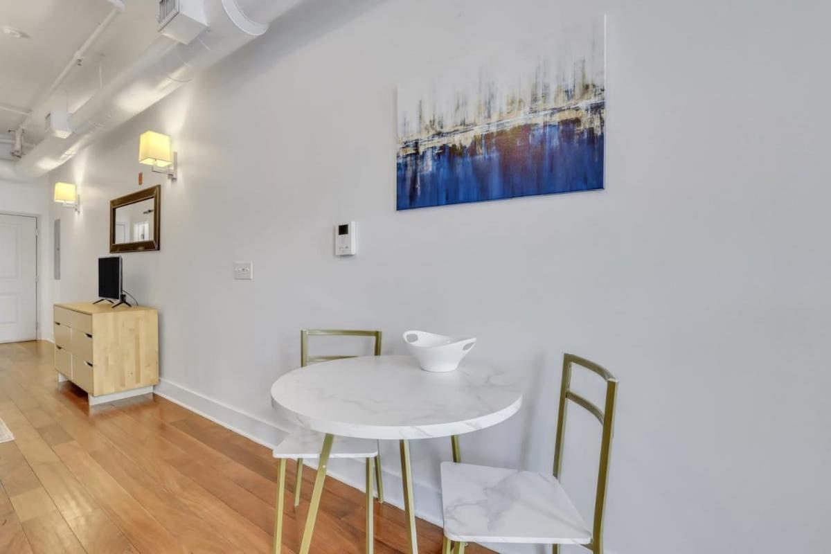 Lush Savannah Loft - Near Plant Riverside District Exteriör bild