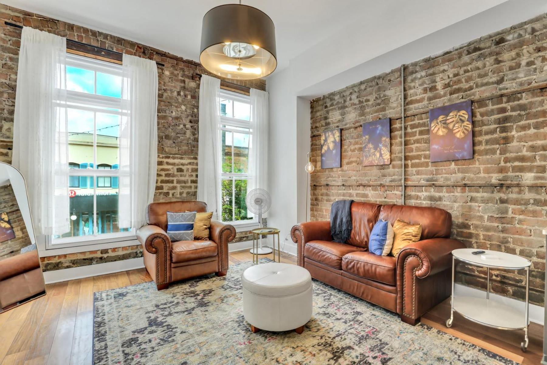 Lush Savannah Loft - Near Plant Riverside District Exteriör bild